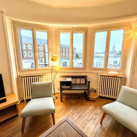 Apartment De Charme De 75m², Lumineux Et Calme Nantes