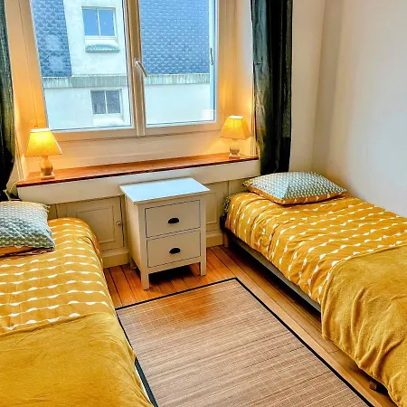 Apartment De Charme De 75m², Lumineux Et Calme