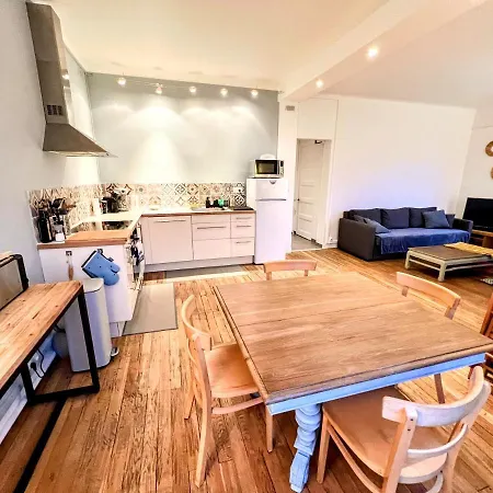 De Charme De 75m², Lumineux Et Calme * Nantes